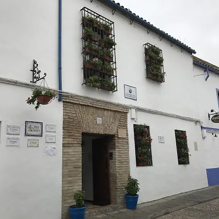 Casa Longa Pensión *